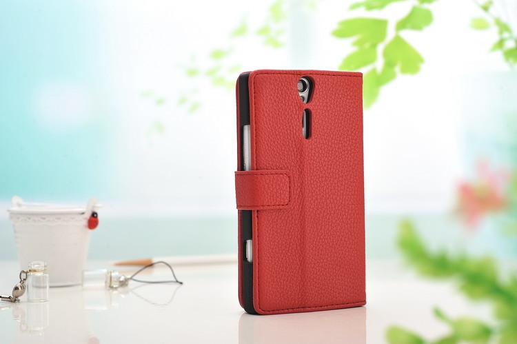 Husa piele texturata, tip carte, inchidere magnetica, Sony Xperia S (LT26i) - CaseMe, Rosu