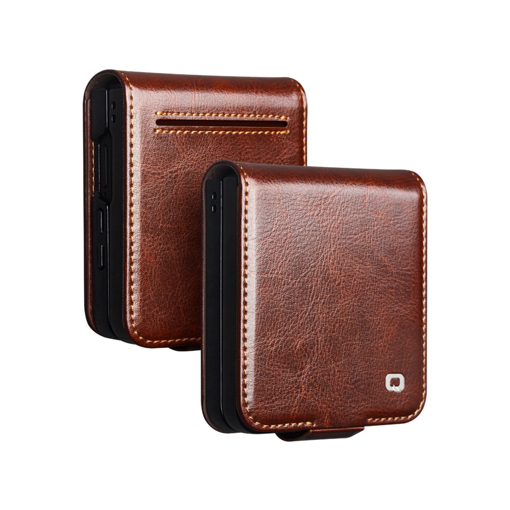 Husa din piele fina, inchidere sigura magnetica, protectie rama telefon, cu buzunar card, Samsung Galaxy Z Flip8 - Qialino Magnetic Classic Wallet, Maro - Espresso Brown