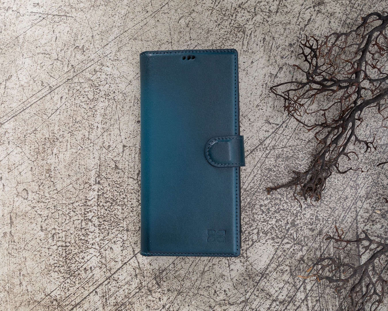 Leather Flip Case -  Canada